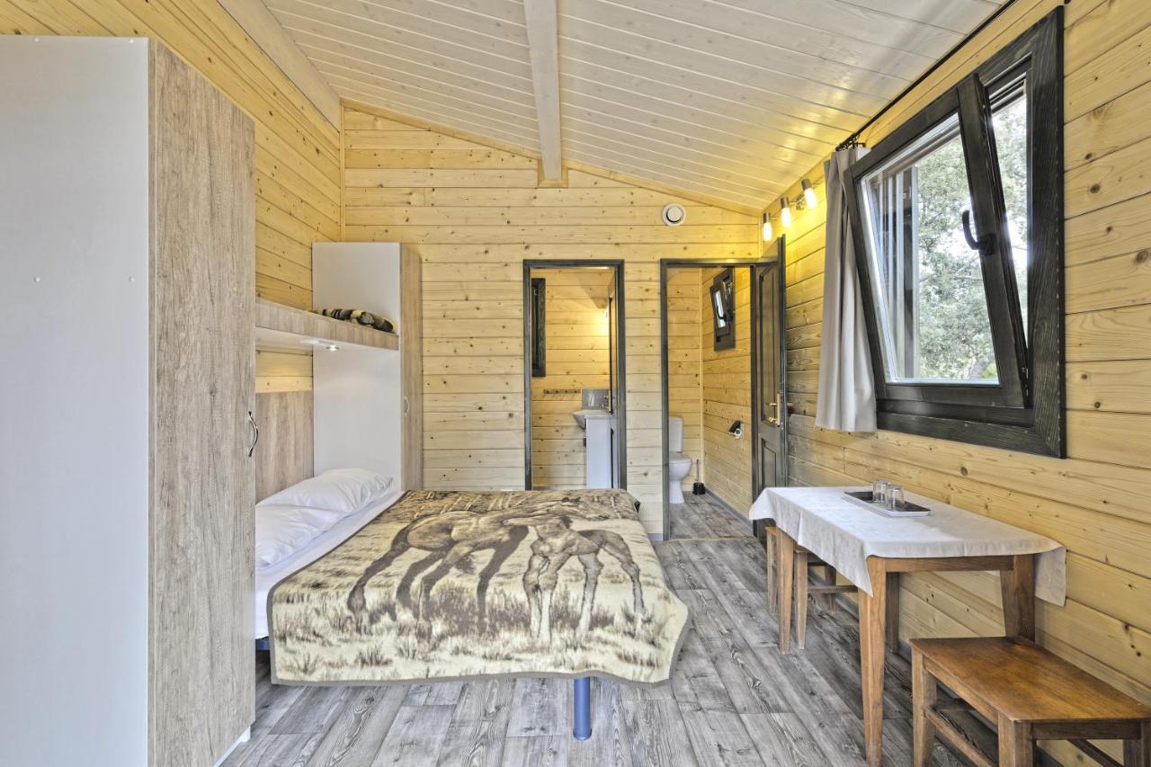 Feriendorf La Mora Calvi  Luaran gambar