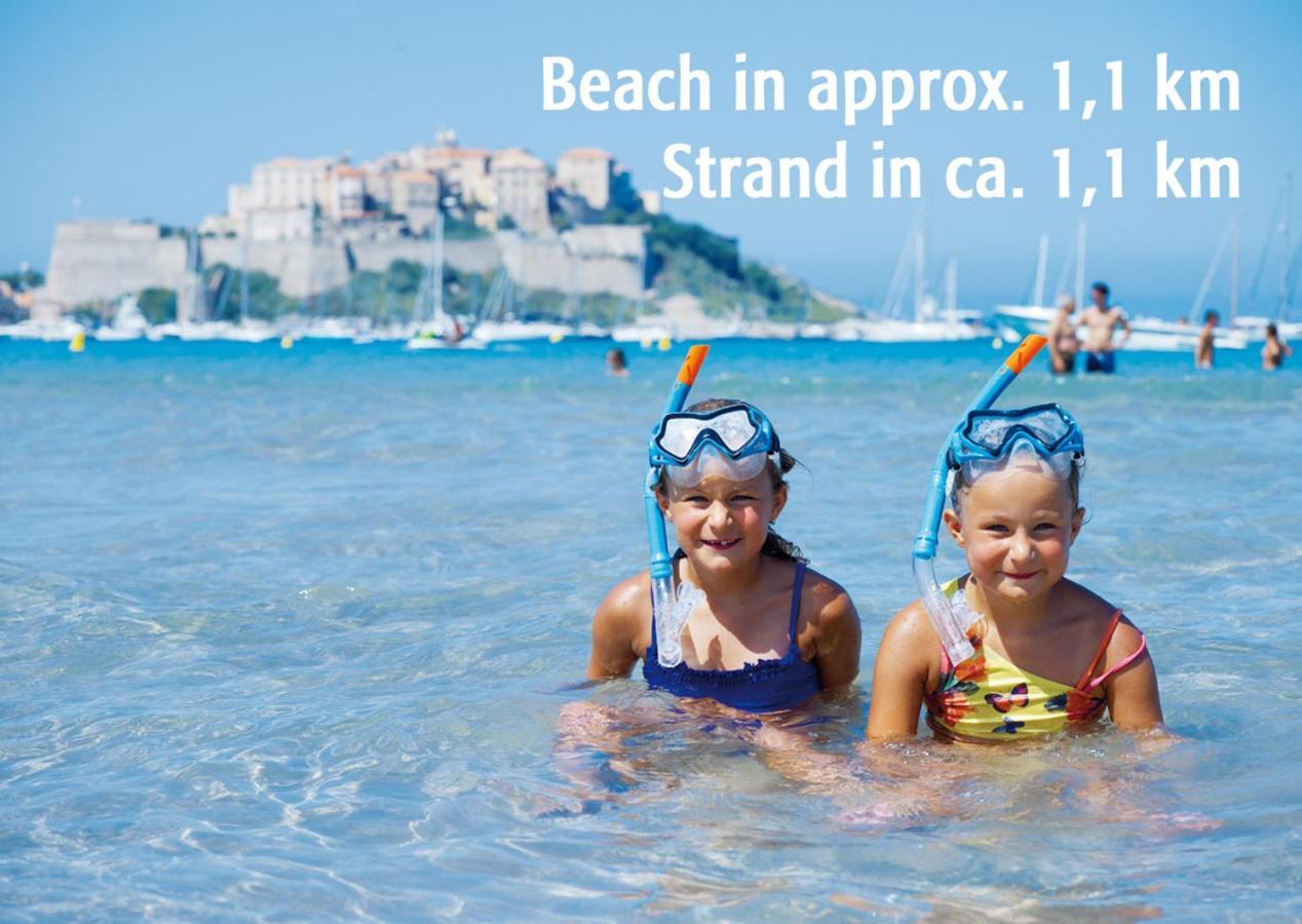 Feriendorf La Mora Calvi  Luaran gambar