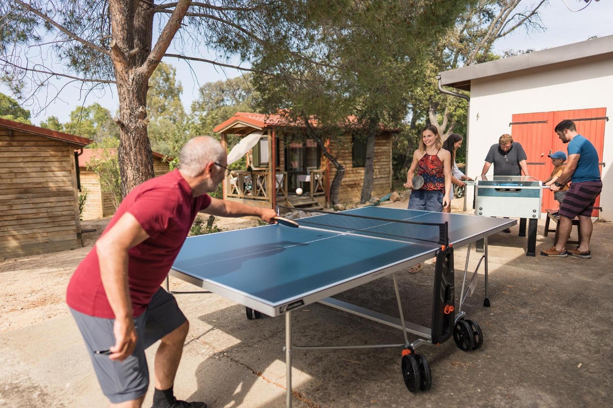 Feriendorf La Mora Calvi  Luaran gambar