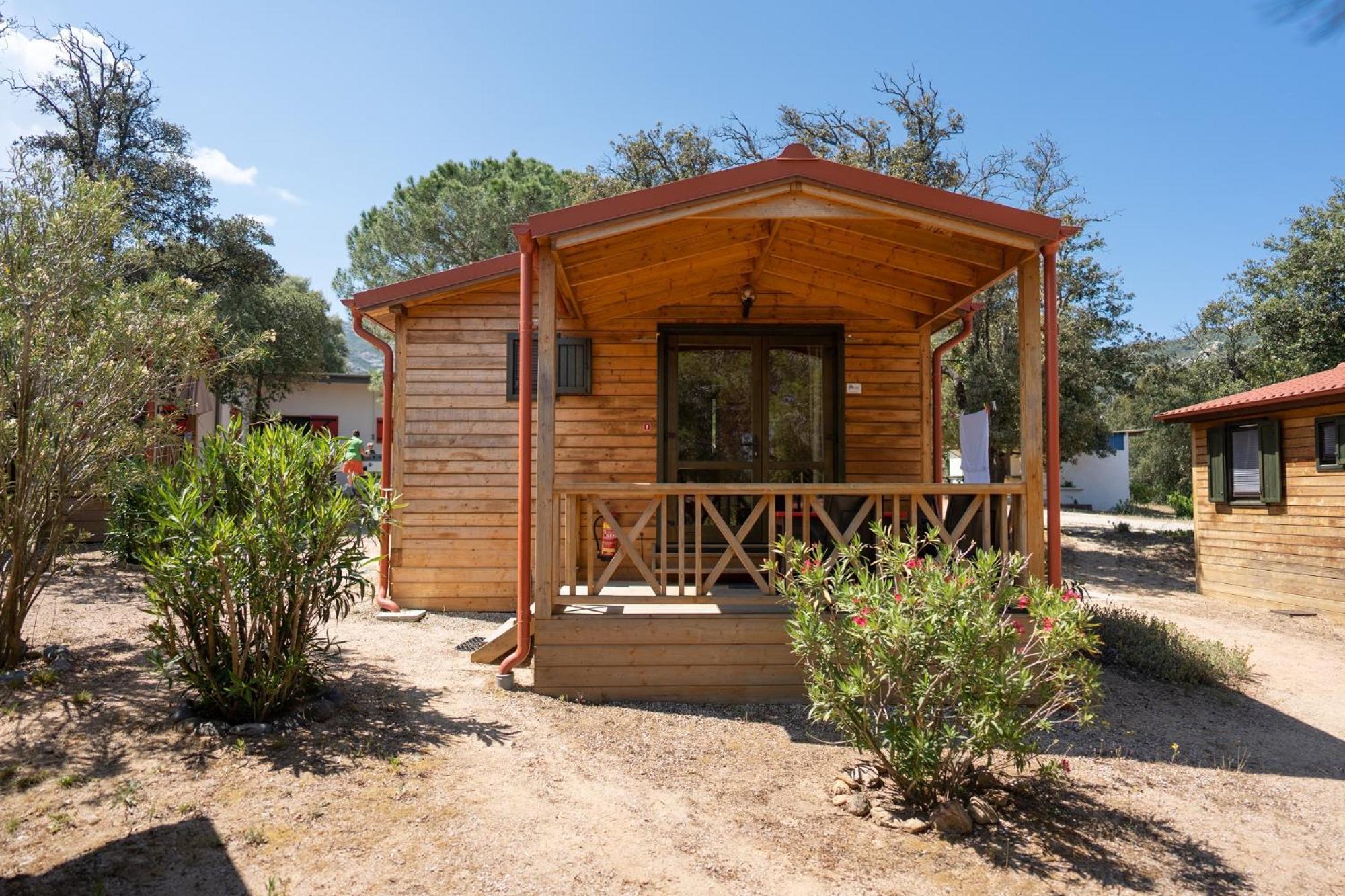 Feriendorf La Mora Calvi  Luaran gambar